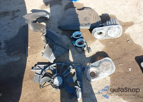 2017 Dodge Challenger Sxt z USA, uszkodzony, nr VIN 2C3CDZAG5HH573344